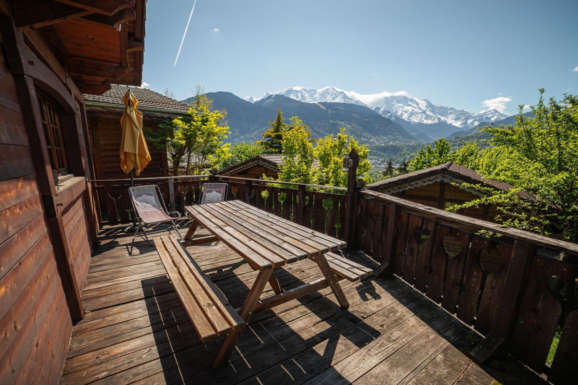 Les Greniers Du Mont Blanc